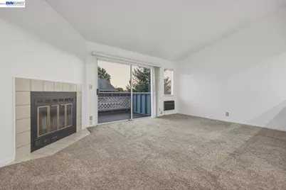 1511 Four Oaks Cir, San Jose, CA 95131 - Photo 7