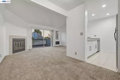 1511 Four Oaks Cir, San Jose, CA 95131 - Photo 17