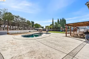 611 Woodbury Pl, Oakley, CA 94561 - Photo 41