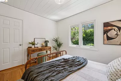 6309 Pinehaven Rd, Oakland, CA 94611 - Photo 29