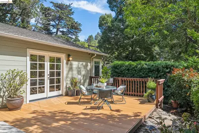 6309 Pinehaven Rd, Oakland, CA 94611 - Photo 39