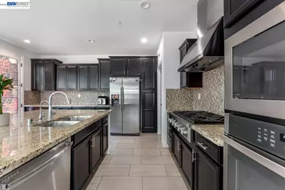 232 Ramsey Dr, Mountain House, CA 95391 - Photo 27