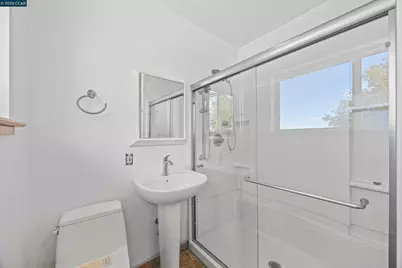840 Ridge Dr, Concord, CA 94518 - Photo 31
