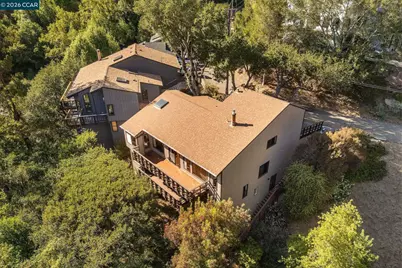 7160 Thorndale Dr, Oakland, CA 94611 - Photo 73