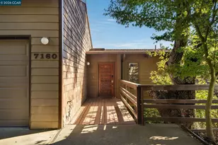 7160 Thorndale Dr, Oakland, CA 94611 - Photo 3