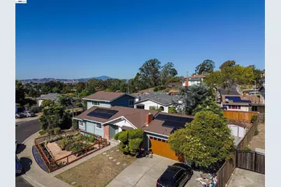 2815 Canterbury Dr, Richmond, CA 94806 - Photo 5