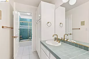 6163 Girvin Dr, Oakland, CA 94611 - Photo 27