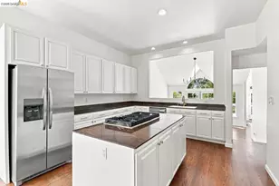 6163 Girvin Dr, Oakland, CA 94611 - Photo 71