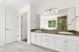 6163 Girvin Dr, Oakland, CA 94611 - Photo 23