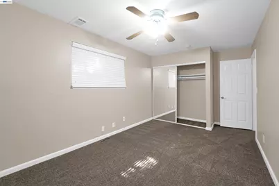 16871 Ehle St, Castro Valley, CA 94578 - Photo 33
