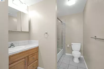 16871 Ehle St, Castro Valley, CA 94578 - Photo 11