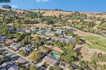 49 Corliss Dr, Moraga, CA 94556 - Photo 59