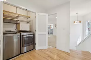 2170 Arrowhead Dr, Oakland, CA 94611 - Photo 35