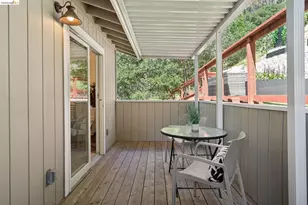 2170 Arrowhead Dr, Oakland, CA 94611 - Photo 29