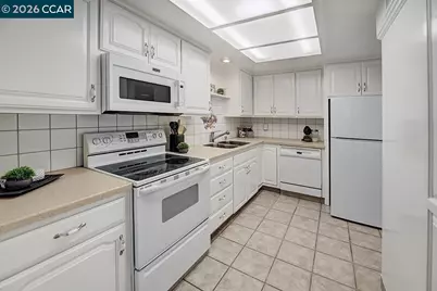 1125 Stanley Dollar Dr #3, Walnut Creek, CA 94595 - Photo 11