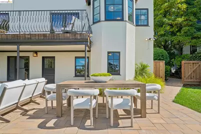 1917 Oak Crest Dr, Oakland, CA 94602 - Photo 45