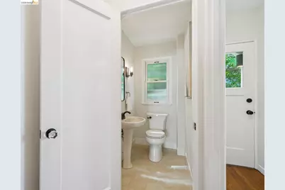 1917 Oak Crest Dr, Oakland, CA 94602 - Photo 41
