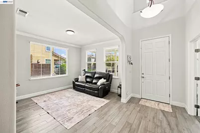 3694 Otter Brook Loop, Discovery Bay, CA 94505 - Photo 5