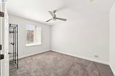 3694 Otter Brook Loop, Discovery Bay, CA 94505 - Photo 15