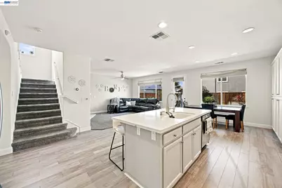 3694 Otter Brook Loop, Discovery Bay, CA 94505 - Photo 11