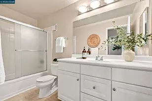 1447 Marchbanks Dr, Walnut Creek, CA 94598 - Photo 15