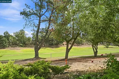 1447 Marchbanks Dr #1, Walnut Creek, CA 94598 - Photo 19