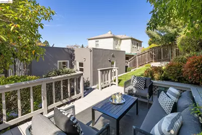 348 Jerome Ave, Piedmont, CA 94610 - Photo 33