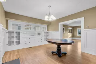 3275 Hyde, Oakland, CA 94601 - Photo 9