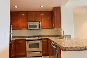 423 7th St, Oakland, CA 94607 - Photo 3