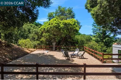 16 Sunnyside Ct, Orinda, CA 94563 - Photo 51