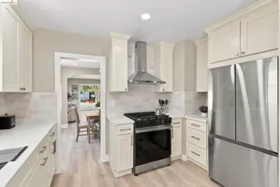 1359 Elm St, Pittsburg, CA 94565 - Photo 13
