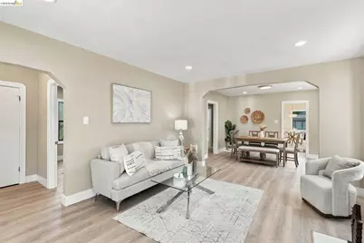 1359 Elm St, Pittsburg, CA 94565 - Photo 9