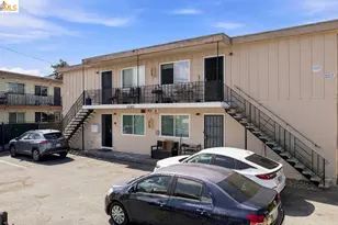 10582 Topanga Dr, Oakland, CA 94603 - Photo 3