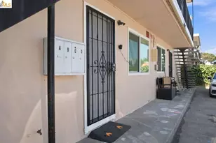10582 Topanga Dr, Oakland, CA 94603 - Photo 13