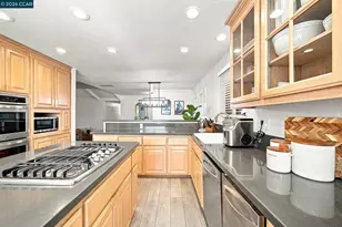 19 Inverness Dr, Napa, CA 94558 - Photo 23