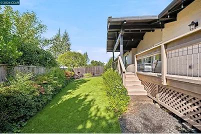 19 Inverness Dr, Napa, CA 94558 - Photo 37
