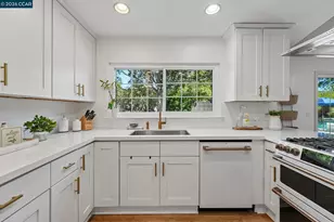 3730 Parkway Ct, Concord, CA 94519 - Photo 17