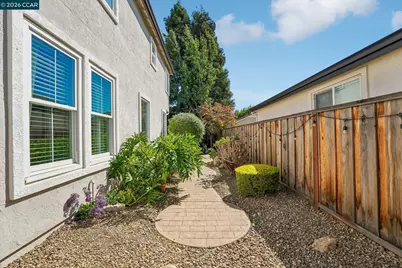 4926 Redwood Ave, Dublin, CA 94568 - Photo 65