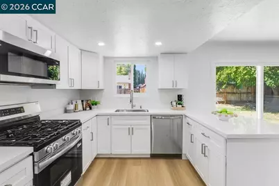 360 Spindrift Way, Vacaville, CA 95687 - Photo 17