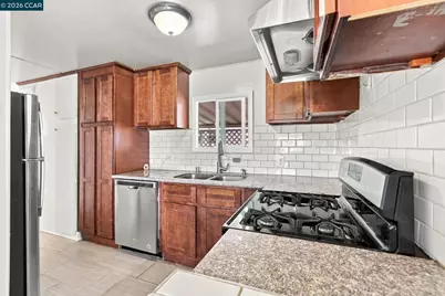 130 Leanne Lane, Concord, CA 94518 - Photo 15