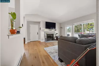 158 Bayside Court, Richmond, CA 94804 - Photo 3