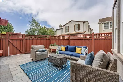 380 Tucker Ave, Alameda, CA 94501 - Photo 37