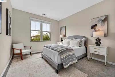 380 Tucker Ave, Alameda, CA 94501 - Photo 33