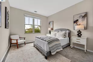 380 Tucker Ave, Alameda, CA 94501 - Photo 33