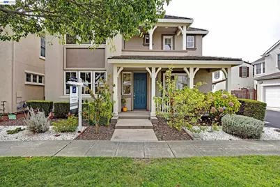 380 Tucker Ave, Alameda, CA 94501 - Photo 3