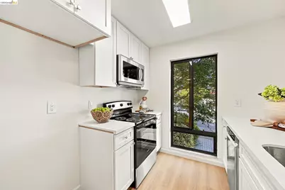 507 Wickson Ave #101, Oakland, CA 94610 - Photo 21