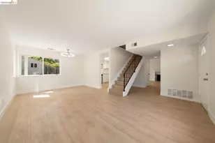 9339 Mira Del Rio Dr, Sacramento, CA 95827 - Photo 3