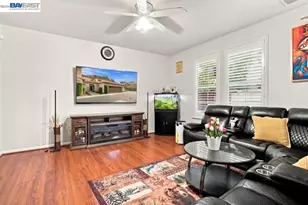 44 Alonsa Ln, Mountain House, CA 95391 - Photo 9