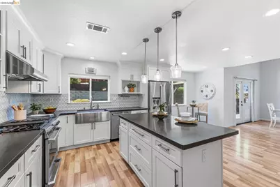 2239 Southwest Ct, Martinez, CA 94553 - Photo 19