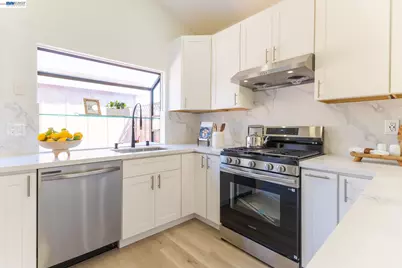 808 N Jackson Ave, San Jose, CA 95133 - Photo 7